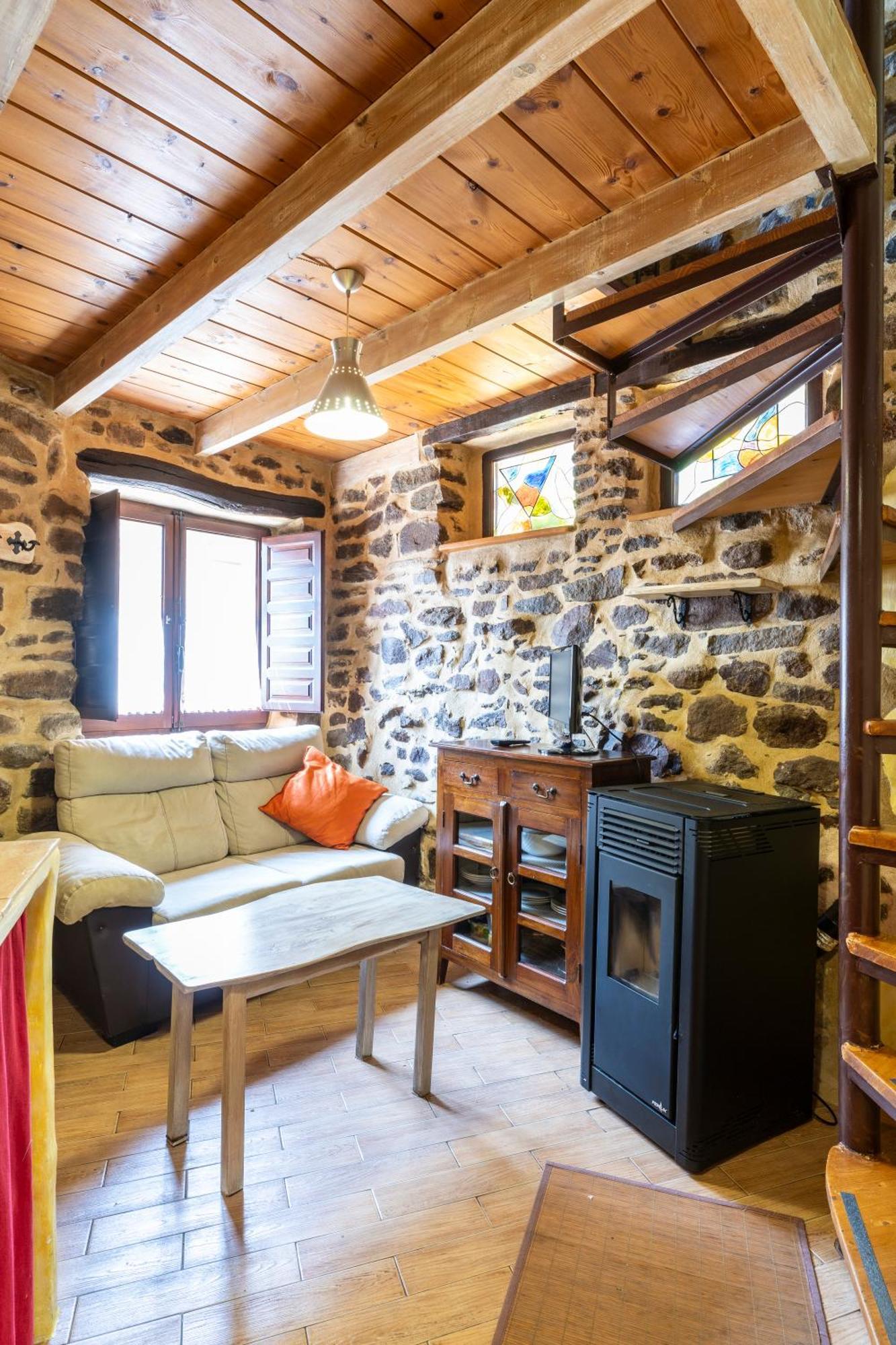 Casa De Turismo Rural Sardom2 Bembibre  Ngoại thất bức ảnh